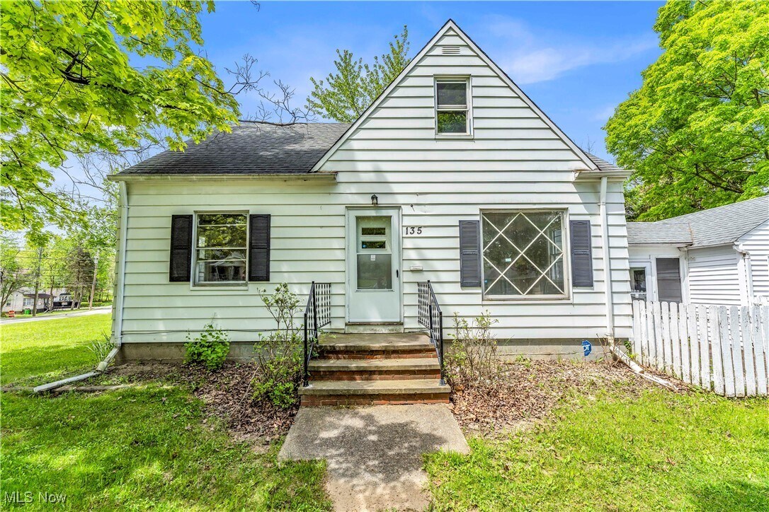 Primary Photo - 135 Greencroft Rd