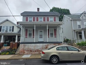Building Photo - 258 Ringgold St