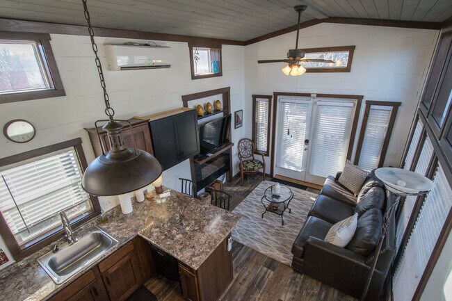 Foto del edificio - 14 Thumper Woods Ln