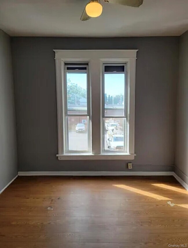 Building Photo - 91 Pershing Ave