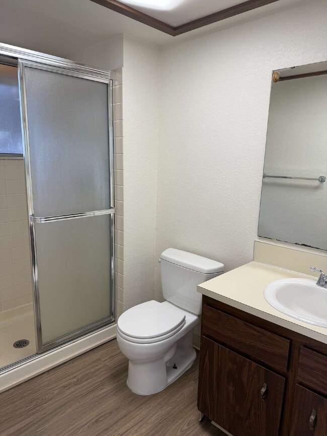 Foto del edificio - "Charming 3-Bedroom Home with Cozy Firepla...