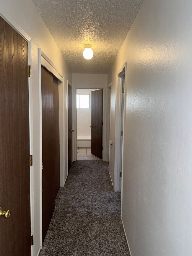 Foto del edificio - Ellenwood Duplex