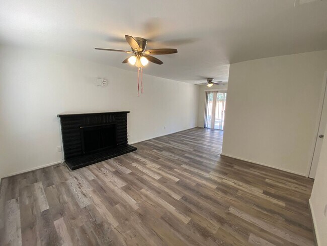 Foto del edificio - West Lancaster 2+2