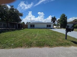 Building Photo - 2615 NW 62nd Ave