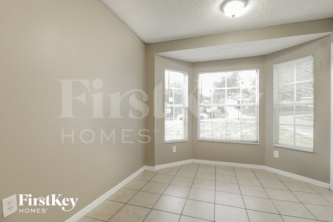 Building Photo - 7560 Groveoak Dr