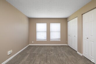2BR, 2BA - 1,000SF Bedroom - Newberry Parc