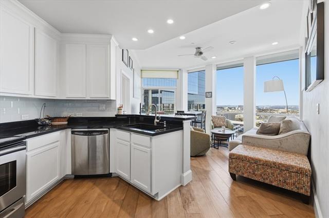 Foto del edificio - 500 Throckmorton St