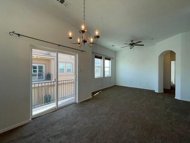 Building Photo - 428 Santo Domingo St unit C