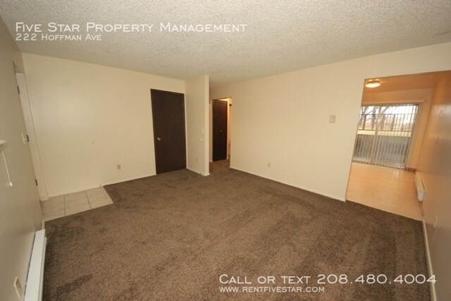 Foto del edificio - 222 Hoffman Ave