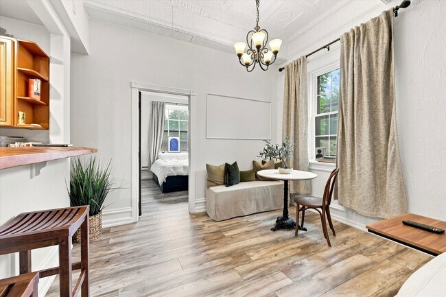 Foto del edificio - Lovely 2 Bed 1.5 Bath In Wilmington
