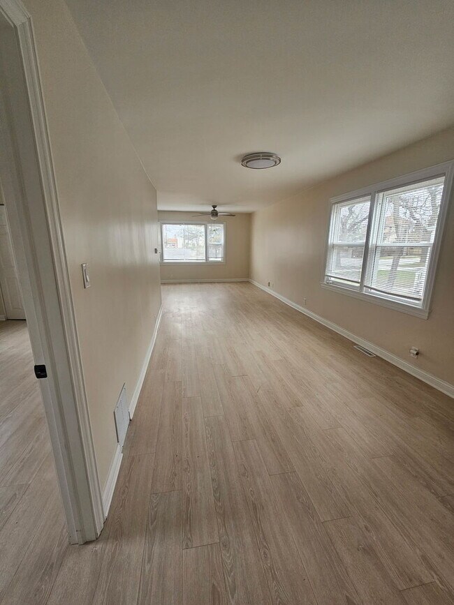 Foto del edificio - 2502 Ash St