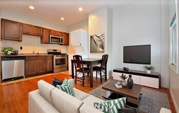 Building Photo - 53 Claremont Ave