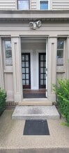 Building Photo - 913 Alter Rd