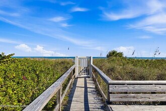 Building Photo - 4800 Ocean Beach Blvd