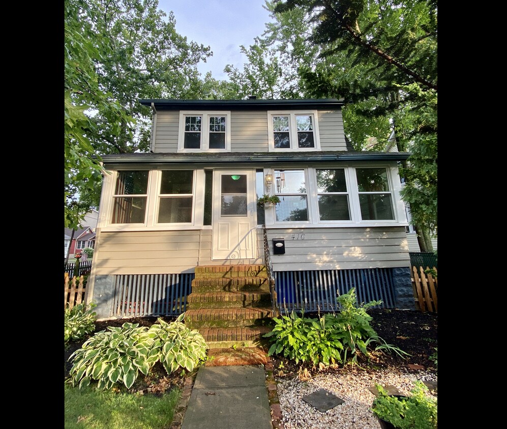 416 Midland Avenue - 416 Midland Ave