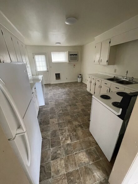 Foto del edificio - 105 Edgehill Dr