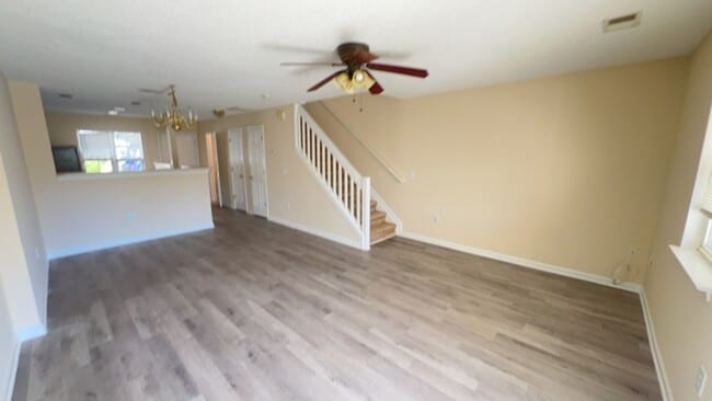 Photo - 2 BEDROOM TOWNHOME IN GATED COMMUNITY!