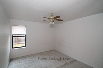 Building Photo - 3509 Dustin Ct