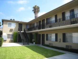 Primary Photo - 1230 W. Hillandale Ave.