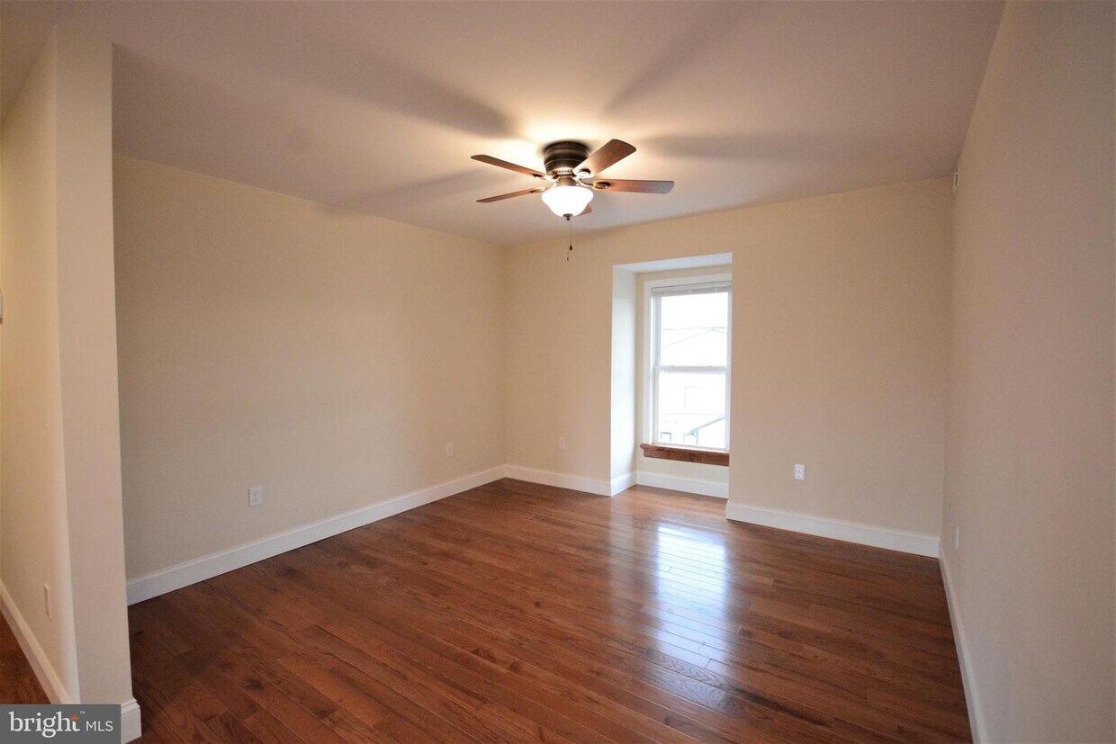 12439 Old Frederick Rd Unit 5, THURMONT, MD 21788 Room for Rent in