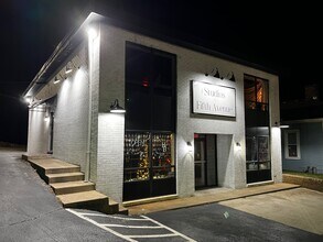 Building Photo - 204 5th Ave E