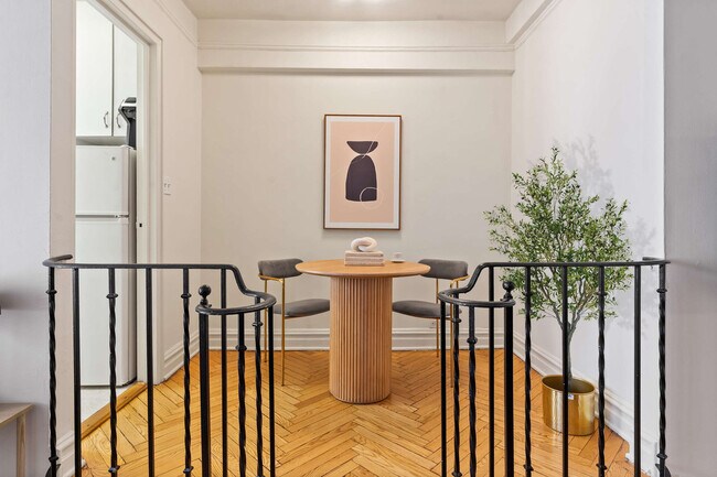 Foto del edificio - 15-17 East 36th Street-SI ID1055230P