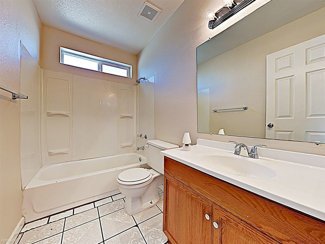 Building Photo - 4 br, 2 bath House - 8407 N 51st Dr