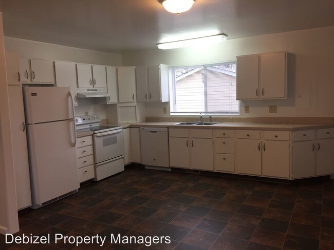 Building Photo - 5 br, 2 bath Apartment - 511 S. 35th