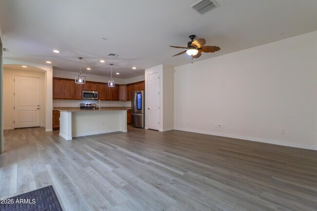 Building Photo - 3674 E Turley St