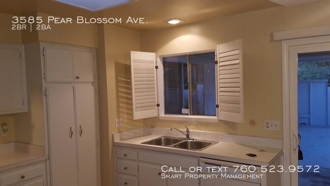 Building Photo - 2 bedroom in Oceanside CA 92057