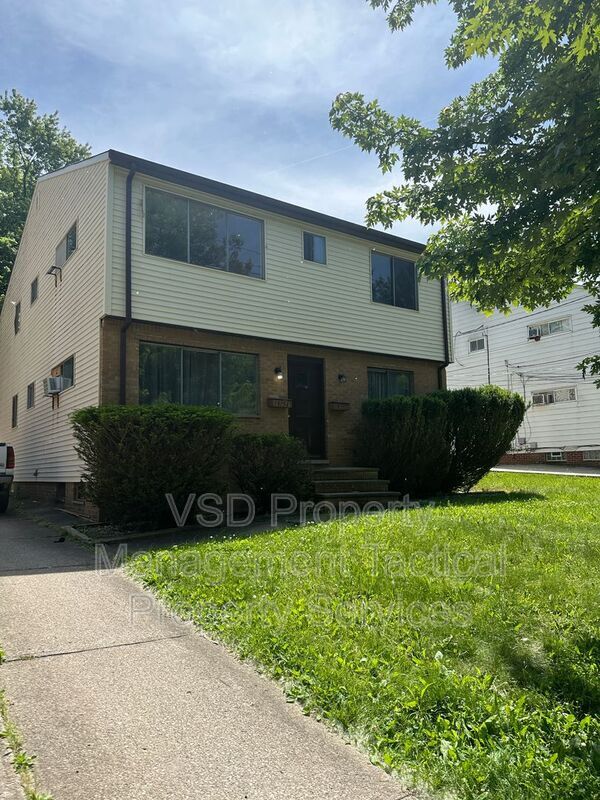 Building Photo - 19758 Maple Heights Blvd