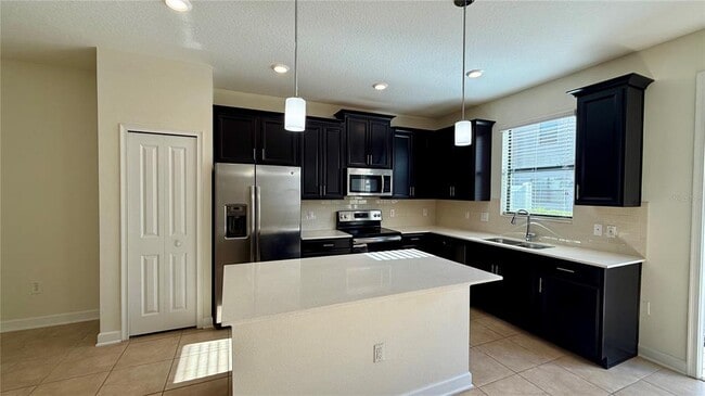 Building Photo - 8548 Zoeller Hills Dr