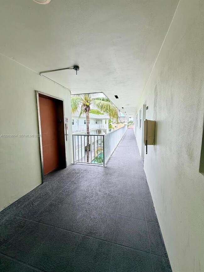 Foto del edificio - 12890 NE 8th Ave
