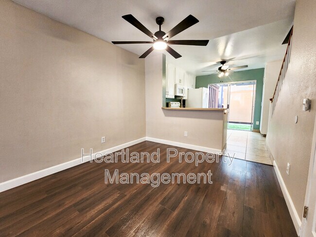 Building Photo - 10127 Peaceful Ct