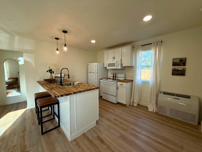 Building Photo - 1714 Milo Ave