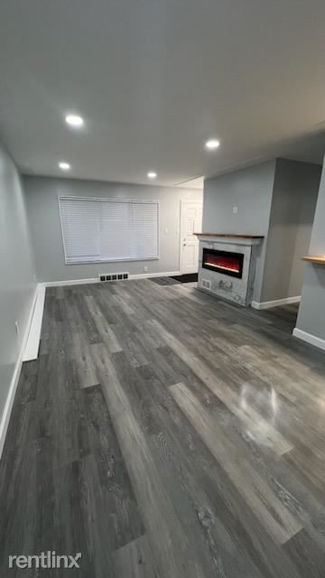 Foto del edificio - 3 br, 1.5 bath House - 23070 Scotia Rd
