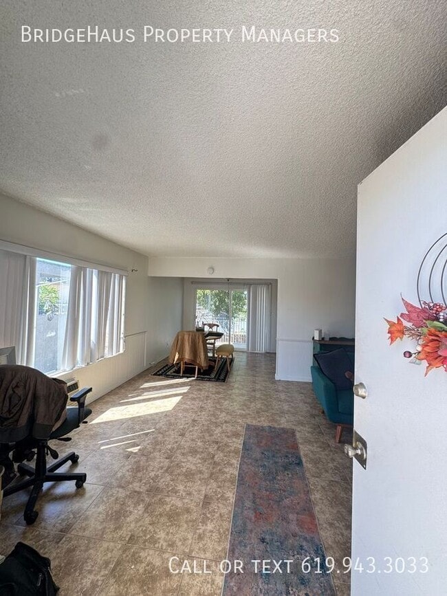 Building Photo - 1000 Leslie Rd