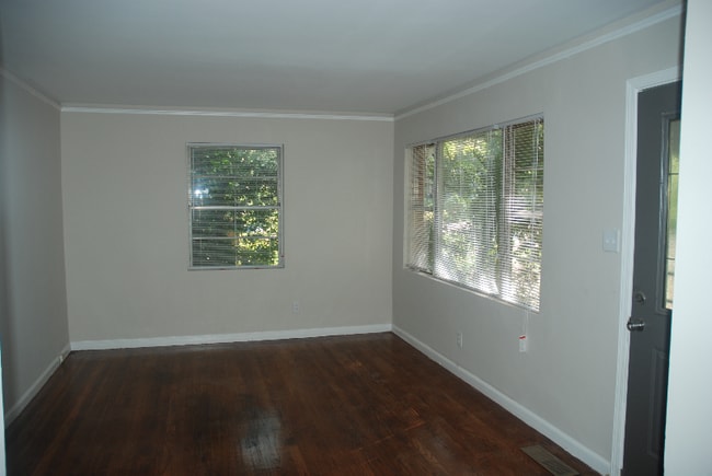 Photo - 2038 Dellwood Pl House