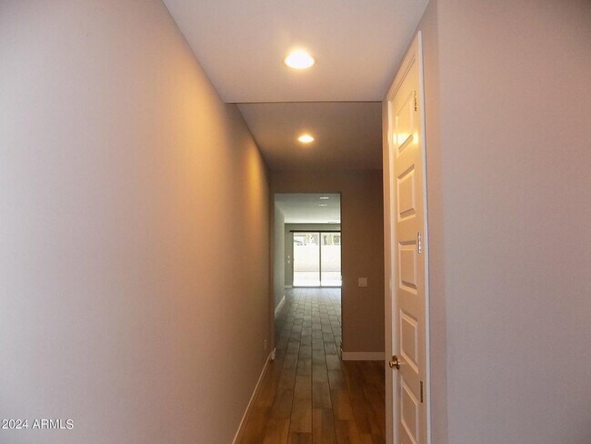 Foto del edificio - 4967 S Bridal Vail Dr