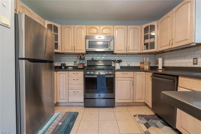 Foto del edificio - 8065 W Glen Rd