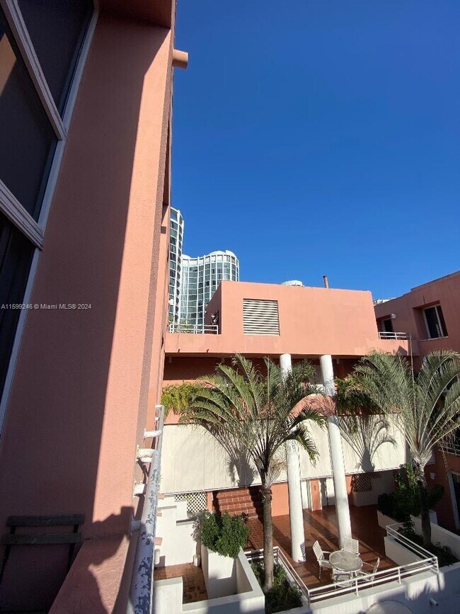 Foto del edificio - 2801 Florida Ave