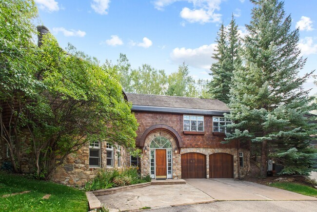 Building Photo - 66 Alpine Ct