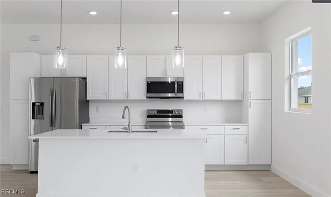 Foto del edificio - 4103 Nora Ave S