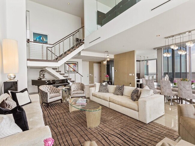Foto del edificio - 2900 McKinnon St