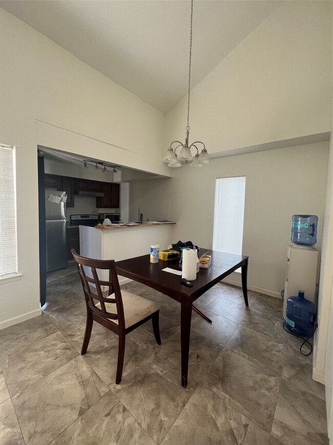 Building Photo - 12550 Newbrook Dr