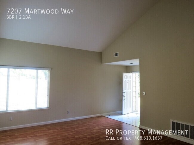 Building Photo - Updated Townhome in Desirable Almaden Vall...