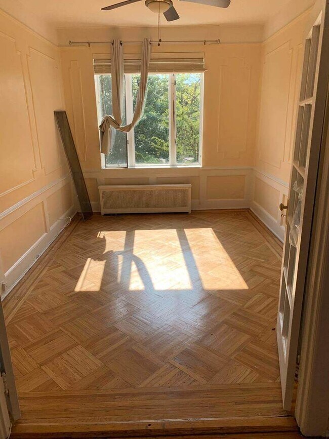 Building Photo - 3017 Ocean Pkwy