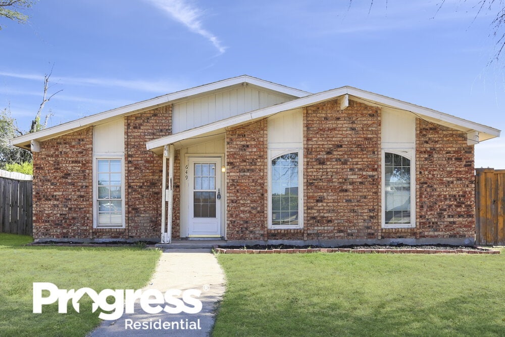 649 Eagle Dr, DeSoto, TX 75115 House for Rent in DeSoto, TX