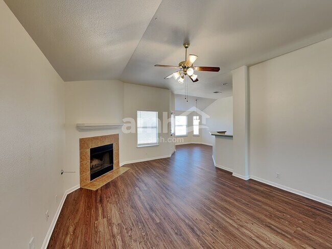 Foto del edificio - 386 Stennis