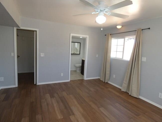 Foto del edificio - Single Story 2 Bedroom 2 Bath Casita Utilities Included